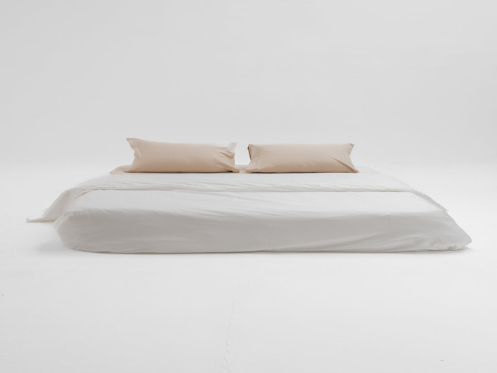 Form Duvet Cover Set in Organic Cotton (1000 TC)