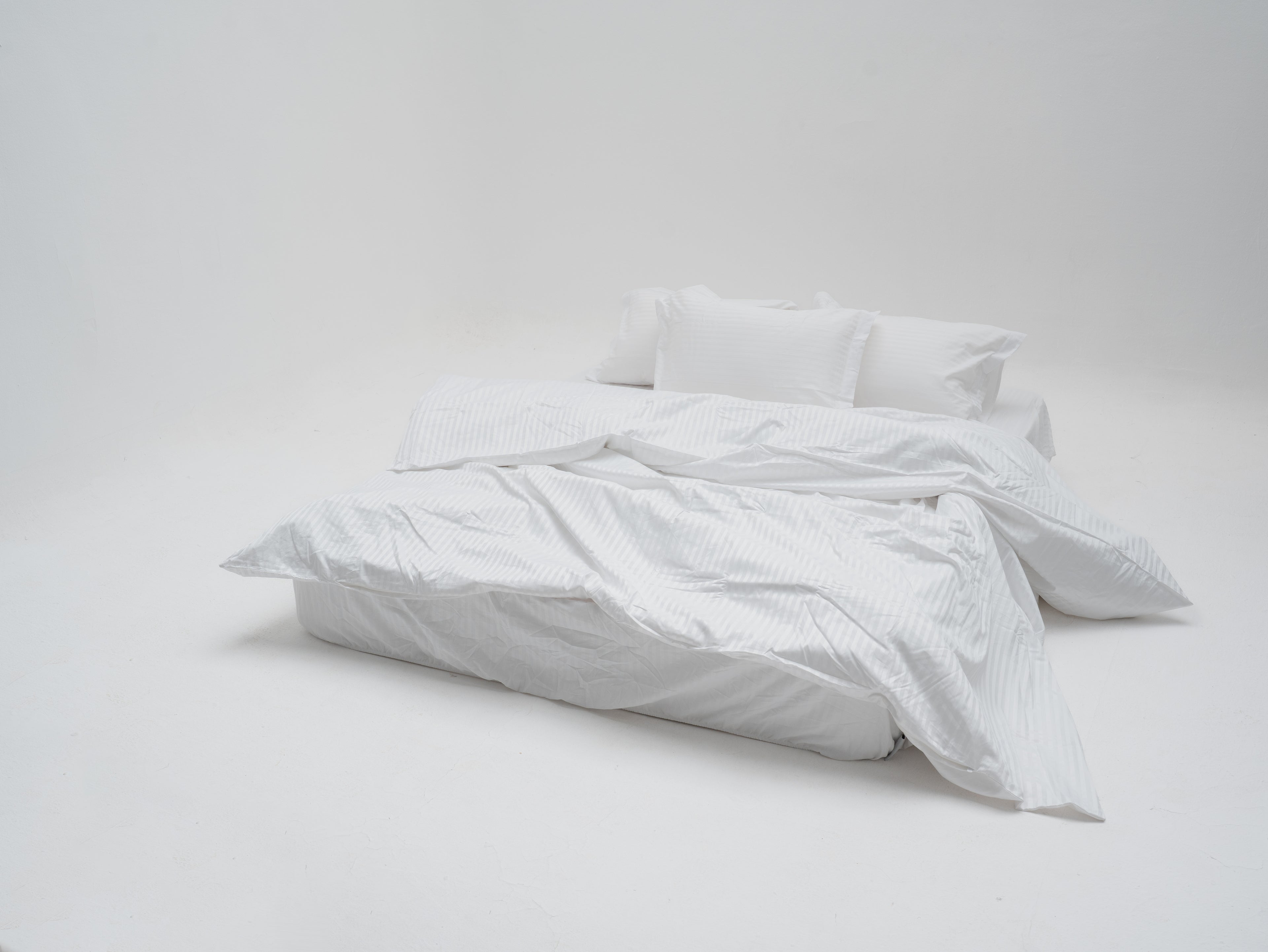 Form Duvet Cover Set in Organic Cotton (1000 TC)