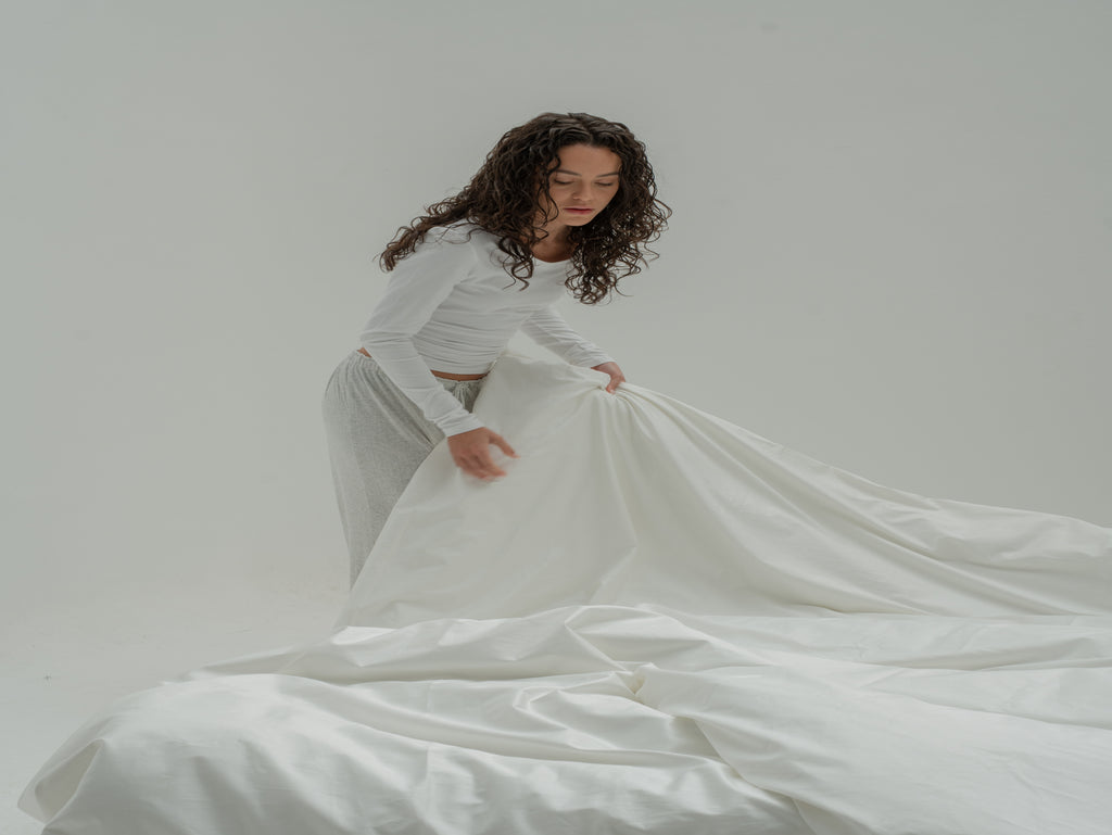 Form Duvet Cover Set in Organic Cotton (1000 TC)