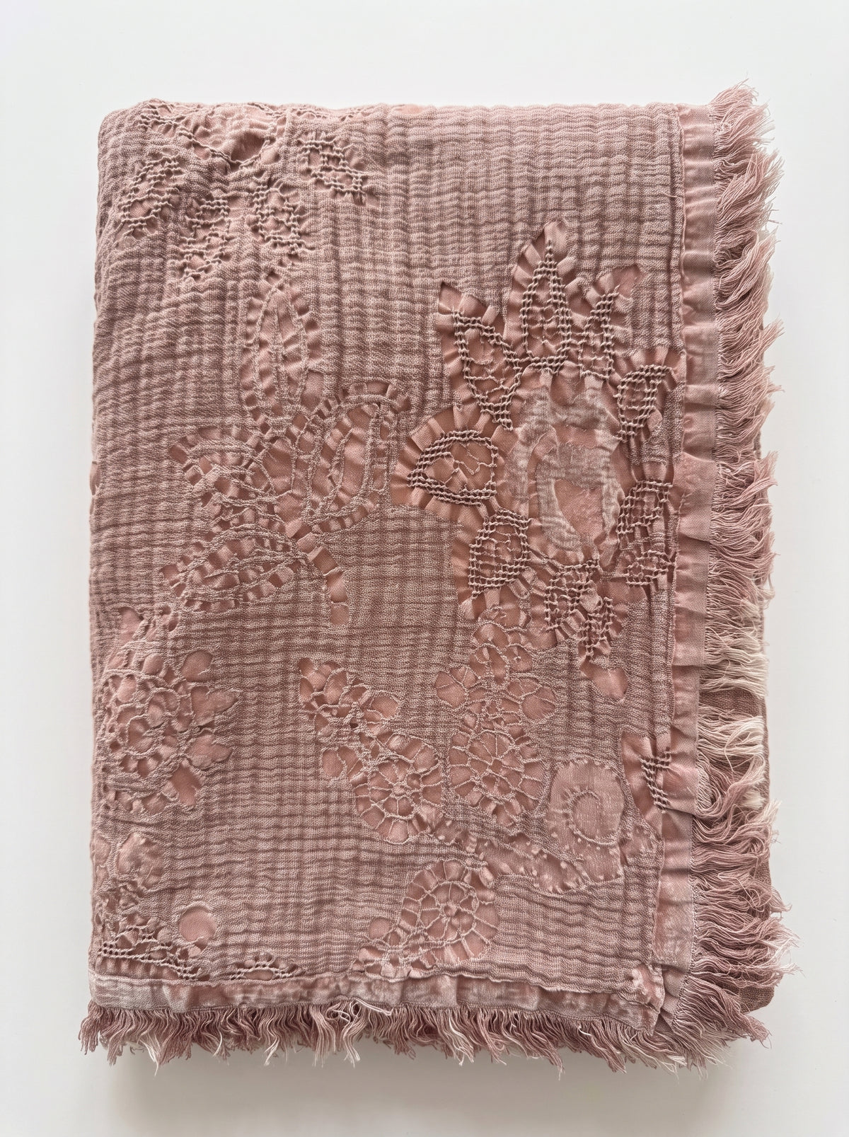 Folia Bedspread in Giza Cotton