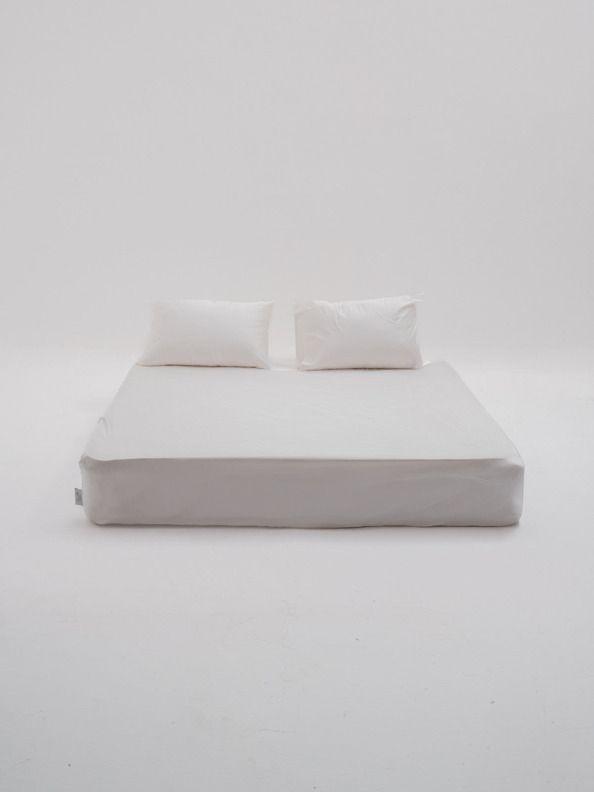 Form Fitted Sheet Set in Organic Cotton (1000 TC)
