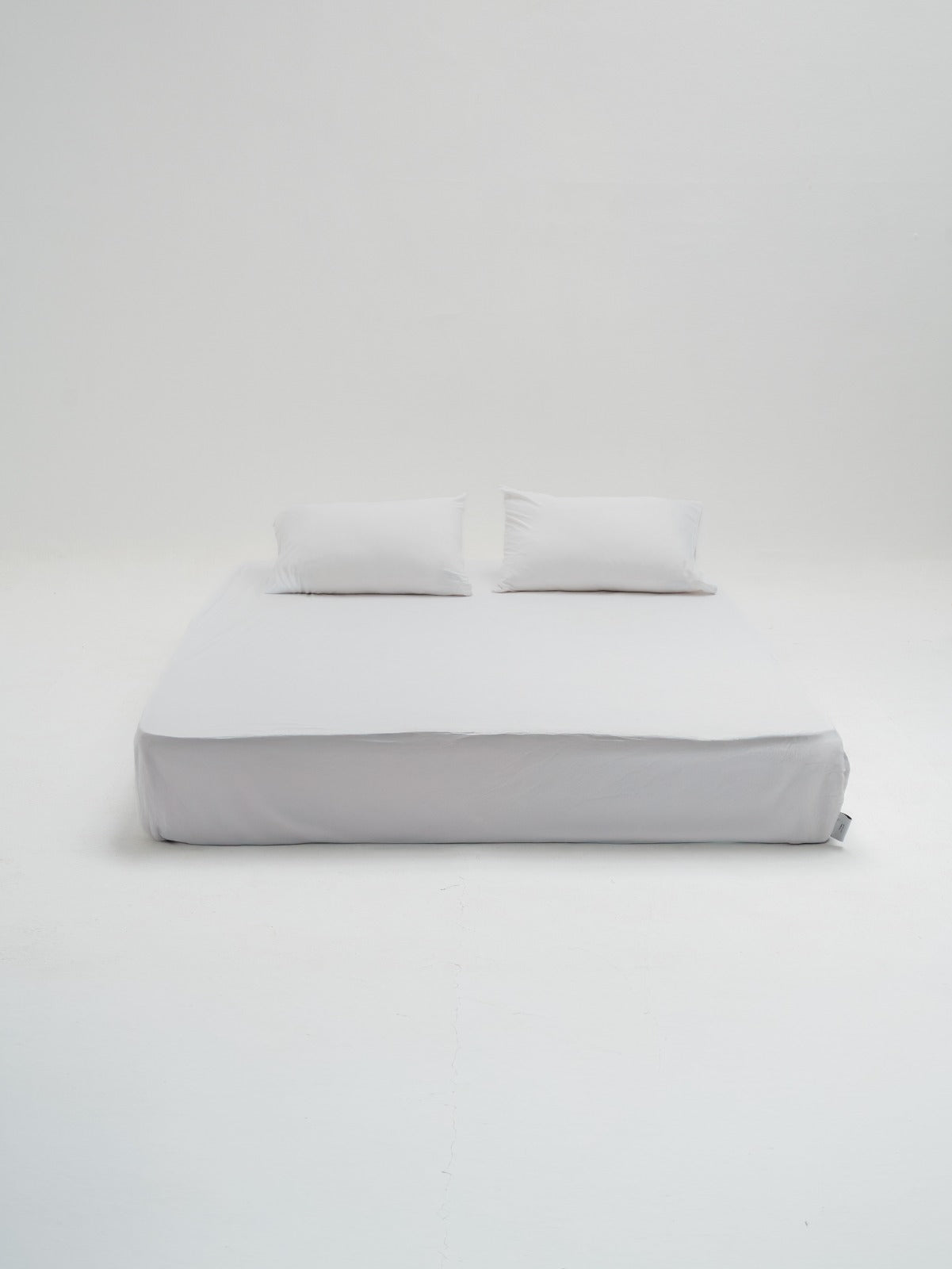 Form Fitted Sheet Set in Organic Cotton (1000 TC)