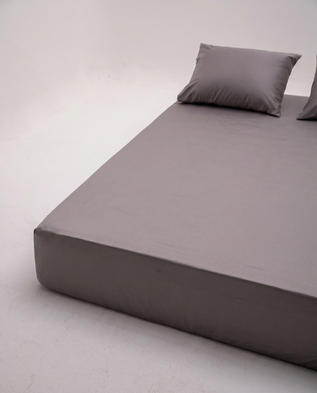 Flow Duvet Cover Set in Cotton (400 TC)